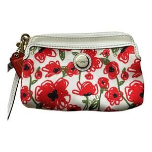COACH Poppy Wristlet